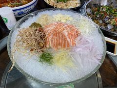 捞起三文鱼-石岐乳鸽村(南海第三分店)
