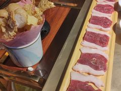 手切鲜羊上脑一米板-羊大爷涮肉(亮马桥店)