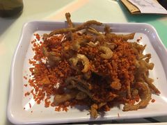 -新大咀港式茶餐厅(宝山万达店)