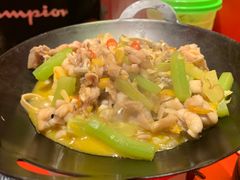 牛蛙铜锅烧-侯师傅热炒店(印象城店)