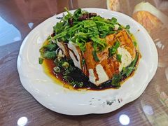 -连池鱼豆味坊(风景区店)