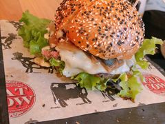 牛肉羊奶汉堡-FAT COW(虹梅路店)