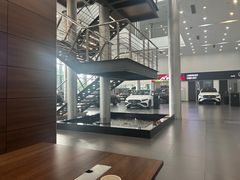 -天津波士信达奔驰4S店(卫津南路店)