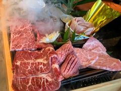 -铭牛烧肉·和牛海鲜自助(高新月牙湖店)