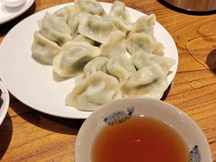 -泉畔人家·老济南经典鲁菜(大明湖店)