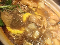 彪叔秘制牛腩煲-沙胆彪炭炉牛杂煲(上海日月光广场店)