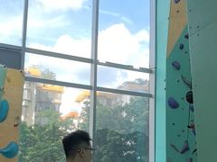-蓝天攀岩-青少年训练(罗湖益田假日广场店)