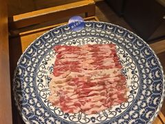 手切羊脖筋肉-北京老门框爆肚四季涮肉(淮海东路外滩店)