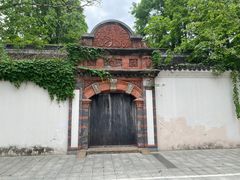 -上海市龙华烈士陵园