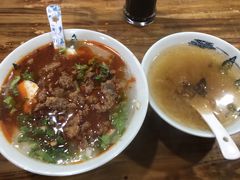 牛肉豆腐脑-豆相识•九九豆腐脑(牛咡桥店)