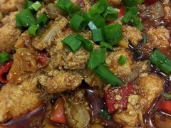 -红栌温泉山庄生态美食餐厅