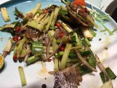 双椒牛腱子-名善山珍·野生菌汤锅(文殊院店)