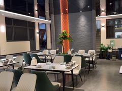 -何适山庄 ·可团建(水长城P2停车场店)