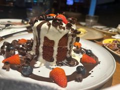 -JINNS锦时 steak&pizza(浸信会礼拜堂旧址店)