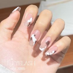-吉吉靓甲美睫