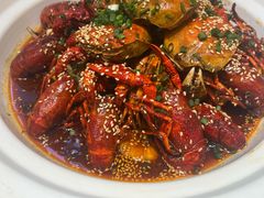 -肥肥虾庄·金牌油焖大虾(东湖欢乐谷店)