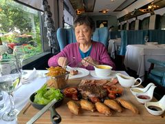 -火车头法国西餐厅