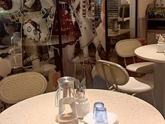 -必胜客(WOW中心城店)