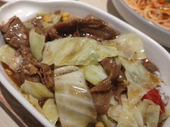 红烧牛腩饭-卢家妈妈·西餐厨房(卜蜂中心店)