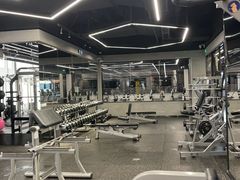 -懒人Club健身(卓越时代广场店)