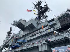 -中途岛号航空母舰博物馆