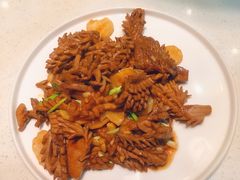爆炒腰花-闫府私房菜·百年鲁菜(恒隆店)