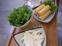 油麦菜-庭院·冰煮羊·铜锅涮肉(西单店)