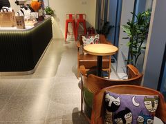 -WOW coffee
