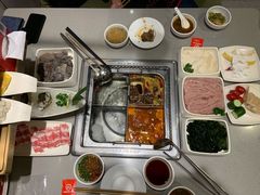 -海底捞火锅(高新万达店)