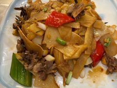酸笋炒鸡杂-美极鲜食坊(宝安南路店)
