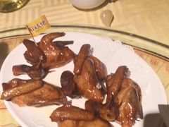 招牌烤乳鸽-石岐佬中山菜馆(张溪店)