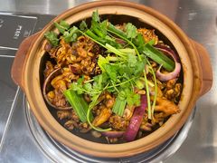 -胡须佬鸡煲四季火锅店(石厦西村直营店)