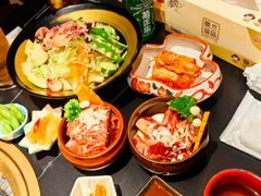 -山川小町·极番烧肉(新地假日广场店)