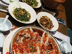 -黄泥岗·地道湖北菜(奥特莱斯店)