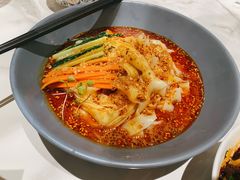 核桃果仁碎凉皮-丝路有约·西域美食