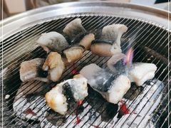 -围炉肉舍•炭烤活鳗•丹东海鲜烤肉(步行街店)