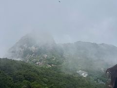 -黄山光明顶山庄