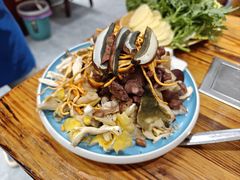 -菌之家·专业纯野生菌火锅·特色炒菌