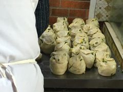 葱油饼-广慈小吃铺沪味佳饭堂