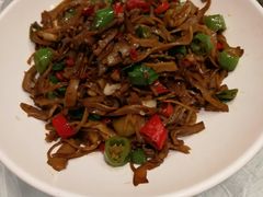 -鑫巴蜀小镇 · 水煮鱼专研店(玉桥店)