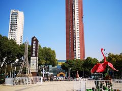 -金轮星光名座生活广场
