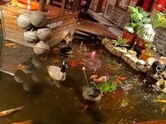 -鱼满舱·鲜活海鲜·正宗鲁菜