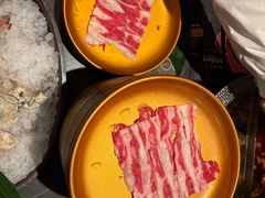 -牛YO寿喜烧·铁板烧和牛火锅自助(市府恒隆店)