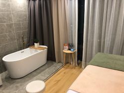 -涂tu指甲日式美甲美睫店