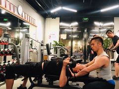 -享受健身·美体塑形馆