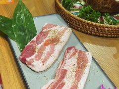 -青瓦炭韩潮烤肉(花园道店)