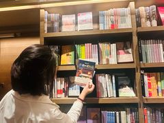 -茑屋书店(天目里店)