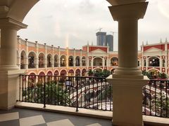 -佛罗伦萨小镇广佛名品奥特莱斯(疏港路店)