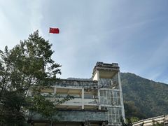 -四川汶川特大地震漩口中学遗址