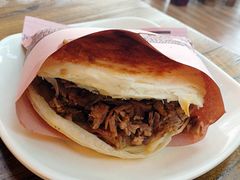 纯瘦肉夹馍-河洛王三米皮(泉舜购物中心店)